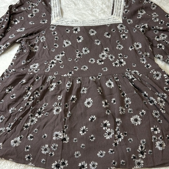 NWT Maurice’s Floral Square Neck‎ Shirt - Picture 4 of 7